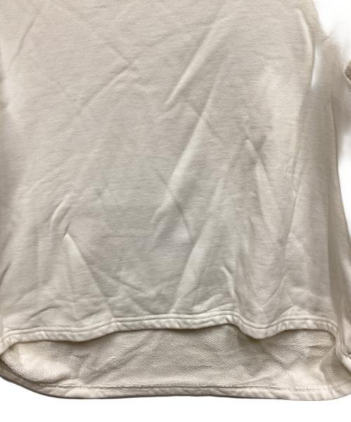 COGTHEBIGSMOKE（コグザビッグスモーク）COGTHEBIGSMOKE (コグザビッグスモーク) GINGER TOP CONTRASTING SLV/ジンジャーコントラスチングスリーブ アイボリー サイズ:1の古着・服飾アイテム