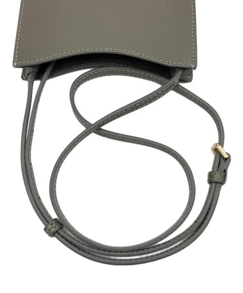 A.P.C.（アーペーセー）A.P.C. (アーペーセー) NECK POUCH JAMIE グレーの古着・服飾アイテム