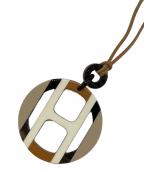 HERMESエルメス）の古着「Hエキップ ペンダント」