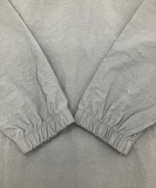 natto（ナット）natto (ナット) compact nylon pullover ブラック サイズ:FREE 未使用品の古着・服飾アイテム