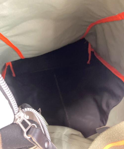 jack gomme（ジャックゴム）jack gomme (ジャックゴム) ESCAPE ORIGINAL LONDRES バックパック オフホワイトの古着・服飾アイテム