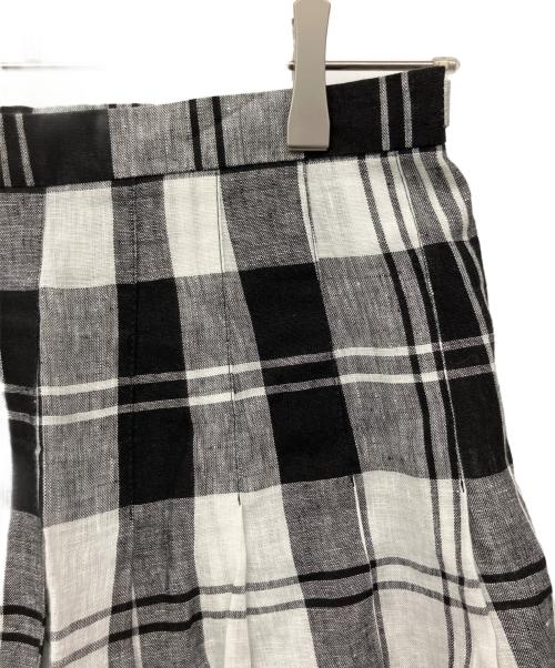 O'NEIL OF DUBLIN（オニールオブダブリン）O'NEIL OF DUBLIN (オニールオブダブリン) UNITED ARROWS (ユナイテッドアローズ) リネンキルトスカート サイズ:42の古着・服飾アイテム