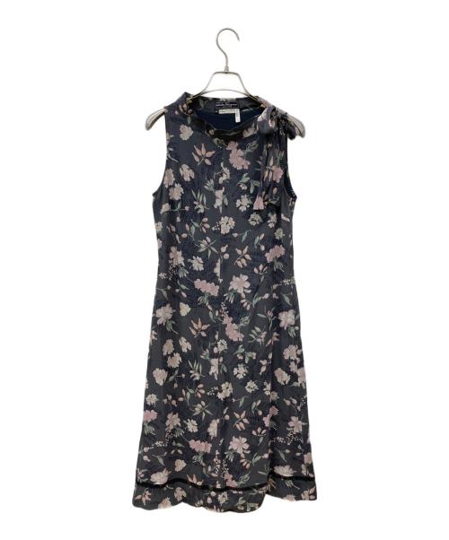 Salvatore Ferragamo（サルヴァトーレ フェラガモ）Salvatore Ferragamo (サルヴァトーレ フェラガモ) フラワープリントワンピース グレー サイズ:	SIZE 38の古着・服飾アイテム