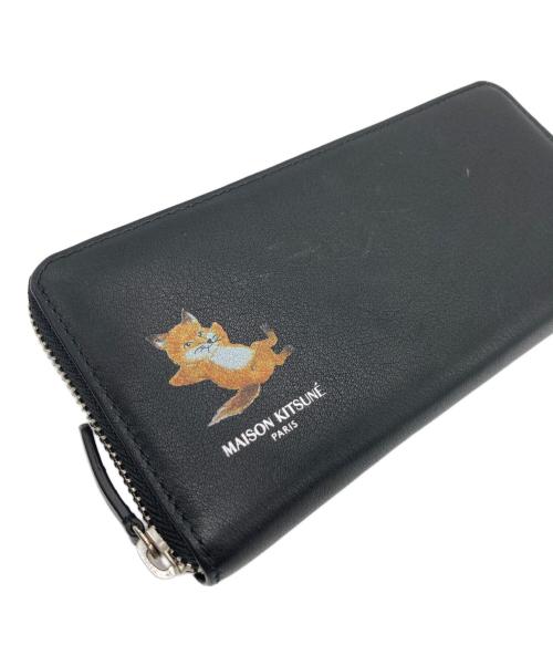 maison kitsune（メゾンキツネ）MAISON KITSUNE (メゾンキツネ) LONG ZIPPED WALLET CHILLAX FOX ブラックの古着・服飾アイテム