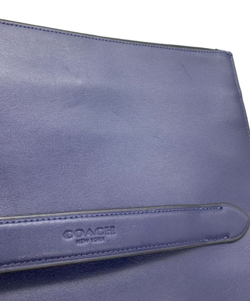 COACH（コーチ）COACH (コーチ) クラッチバッグ ネイビーの古着・服飾アイテム