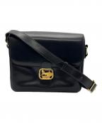 CELINEセリーヌ）の古着「馬車金具ショルダーバッグ」｜ブラック