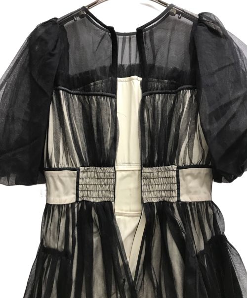 Lily Brown（リリーブラウン）Lily Brown (リリーブラウン) ボリュームチュールドレス ブラック×ベージュ サイズ:1の古着・服飾アイテム