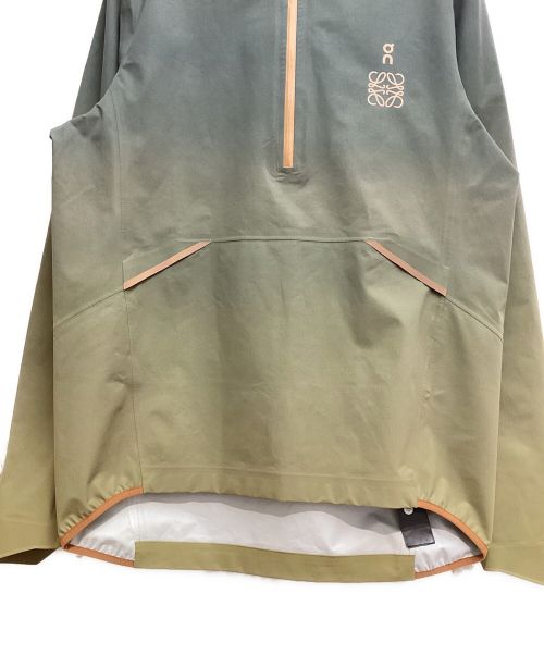 LOEWE（ロエベ）LOEWE (ロエベ) on (オン) Waterproof Anorak(ウォータープルーフアノラック) カーキ サイズ:Sの古着・服飾アイテム