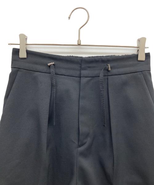 NAVE（ネイブ）NAVE (ネイブ) YOSHIKO TOMIOKA (ヨシコ トミオカ) ウォーターレペレントテーパードパンツ ブラック サイズ:SIZE 1の古着・服飾アイテム