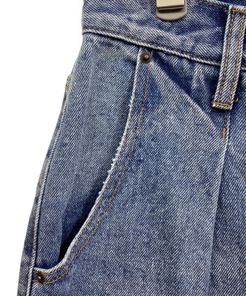 YENN（イエン）YENN (イエン) HIGH RISE TUCK WIDE PANTS インディゴ サイズ:40の古着・服飾アイテム