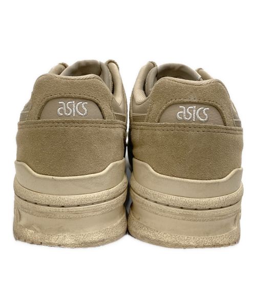 asics（アシックス）asics (アシックス) ローカットスニーカー ベージュ サイズ:25.0cmの古着・服飾アイテム