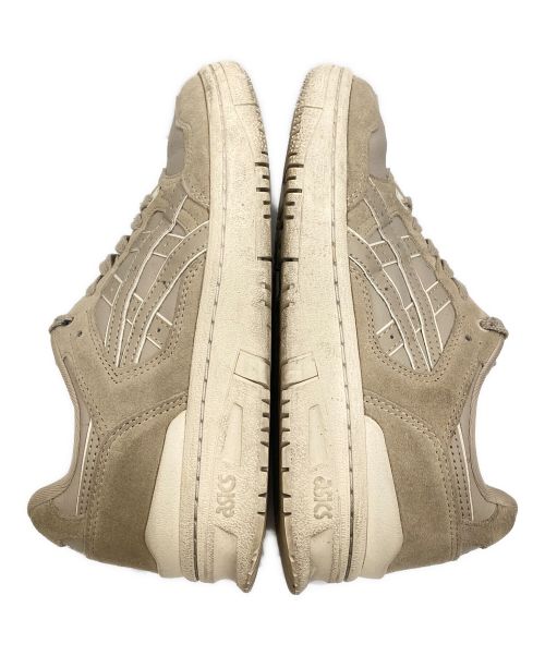 asics（アシックス）asics (アシックス) ローカットスニーカー ベージュ サイズ:25.0cmの古着・服飾アイテム