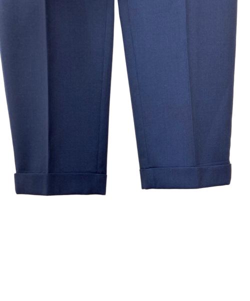 TOM FORD（トムフォード）TOM FORD (トムフォード) サイドアジャスターセンタープリーツパンツ ブルー サイズ:52の古着・服飾アイテム