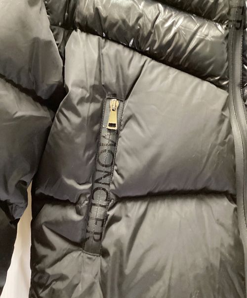 MONCLER（モンクレール）MONCLER (モンクレール) gueniocダウンジャケット ブラックの古着・服飾アイテム