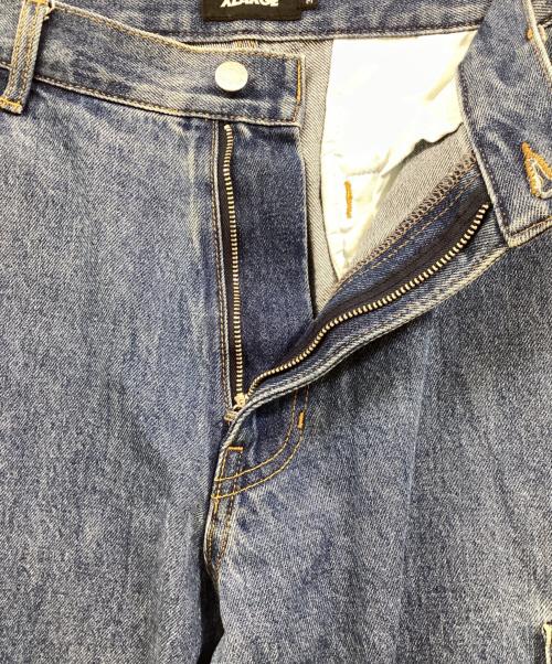 X-LARGE（エクストララージ）X-LARGE (エクストララージ) DENIM 6POCKET PANTS インディゴ サイズ:32の古着・服飾アイテム