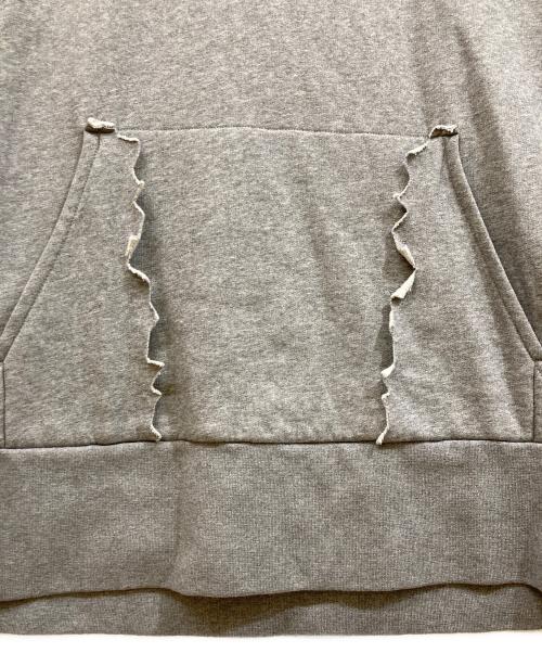 MM6 Maison Margiela（エムエムシックスメゾンマルジェラ）MM6 Maison Margiela (エムエムシックス メゾンマルジェラ) プルオーバーパーカー グレー サイズ:Sの古着・服飾アイテム