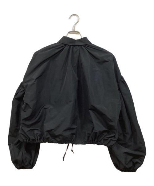 MSGM（エムエスジーエム）MSGM (エムエスジーエム) バルーンスリーブ クロップドタフタシャツ ブラック サイズ:40の古着・服飾アイテム