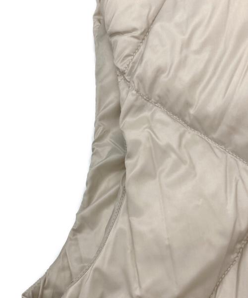 Max Mara The Cube（マックスマーラ ザ キューブ）Max Mara The Cube (マックスマーラ ザ キューブ) テクニカルロングダウンベスト ベージュ サイズ:34の古着・服飾アイテム
