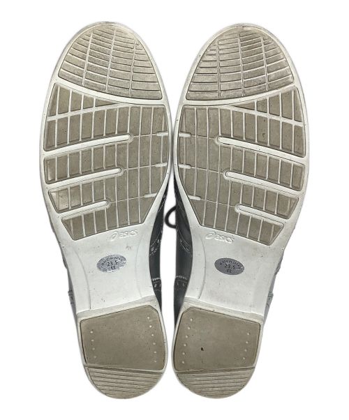 asics（アシックス）asics (アシックス) ペダラウォーキングシューズ シルバー サイズ:23.5cm EEの古着・服飾アイテム