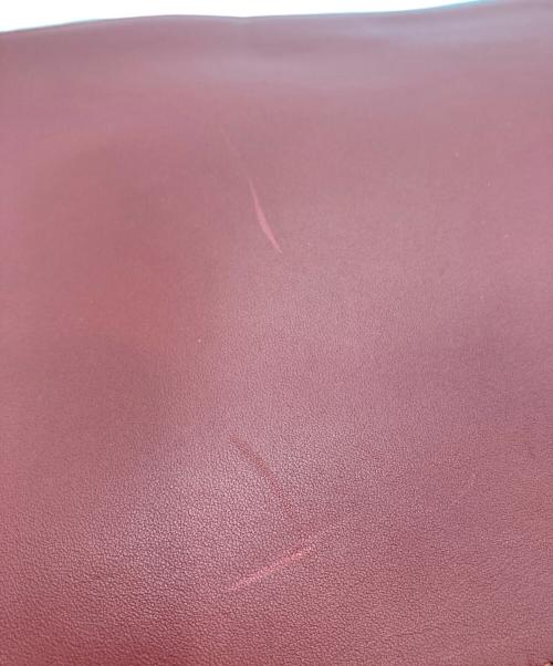 LOEWE（ロエベ）LOEWE (ロエベ) クラッチバッグ レッドの古着・服飾アイテム