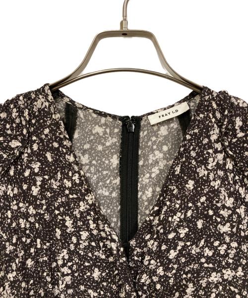FRAY ID（フレイ アイディー）FRAY ID (フレイ アイディー) ビスコースプリントカシュクールワンピース ブラック サイズ:SIZE 0の古着・服飾アイテム