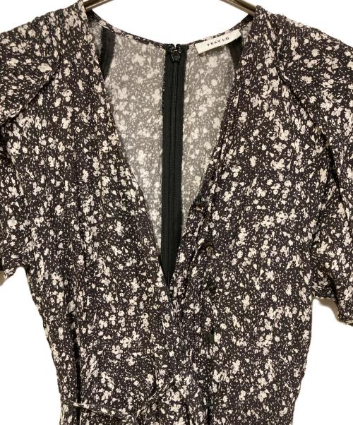 FRAY ID（フレイ アイディー）FRAY ID (フレイ アイディー) ビスコースプリントカシュクールワンピース ブラック サイズ:SIZE 0の古着・服飾アイテム