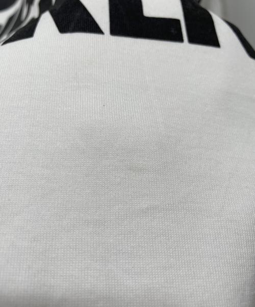 JUNYA WATANABE MAN（ジュンヤワタナベマン）JUNYA WATANABE MAN (ジュンヤワタナベマン) PIGS AND CHICKENS TEE ホワイト×ブラック サイズ:Mの古着・服飾アイテム