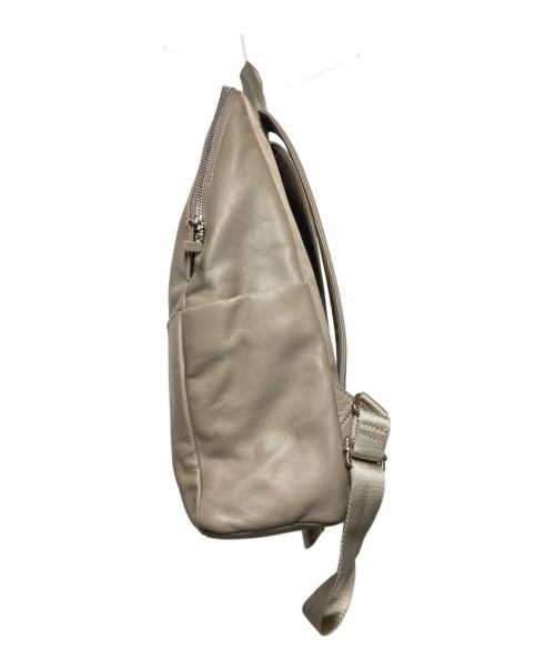 GALLARDA GALANTE（ガリャルダガランテ）GALLARDA GALANTE (ガリャルダガランテ) レザーバックパック グレージュの古着・服飾アイテム
