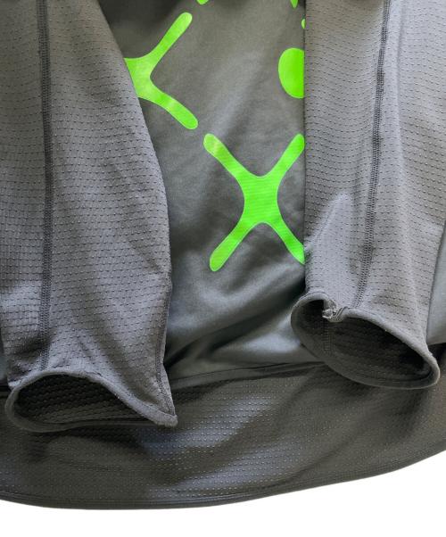 NIKE（ナイキ）NIKE (ナイキ) sound sports (サウンドスポーツ) ハーフジップカットソー グレー サイズ:XLの古着・服飾アイテム