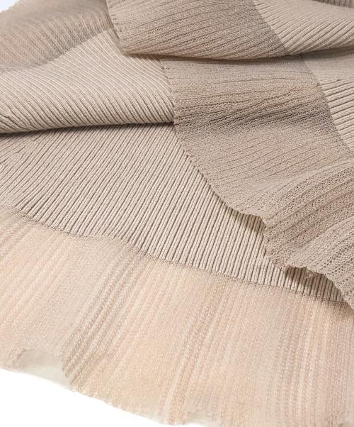 Snidel（スナイデル）Snidel (スナイデル) ショルダーリボンアシンメニットワンピース ベージュ サイズ:Fの古着・服飾アイテム