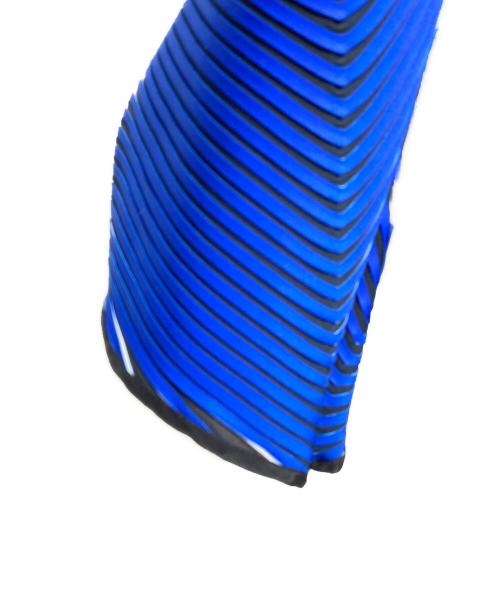 ISSEY MIYAKE（イッセイミヤケ）ISSEY MIYAKE (イッセイミヤケ) ボレロカーディガン ブルー サイズ:2の古着・服飾アイテム