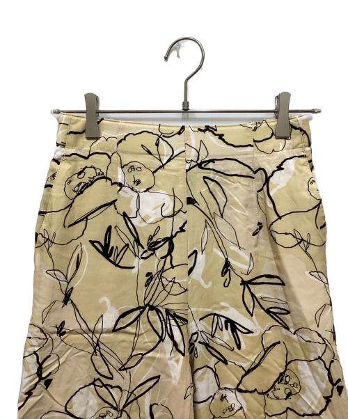 BALLSEY（ボールジィ）BALLSEY (ボールジィ) スタックフラワープリント セミワイドパンツ ベージュ サイズ:34の古着・服飾アイテム