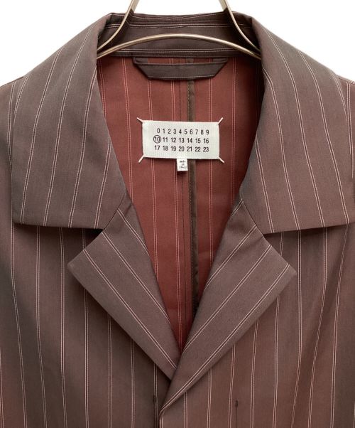 Maison Margiela（メゾンマルジェラ）Maison Margiela (メゾンマルジェラ) ルーズフィットストライプジャケット バーガンディー サイズ:48の古着・服飾アイテム