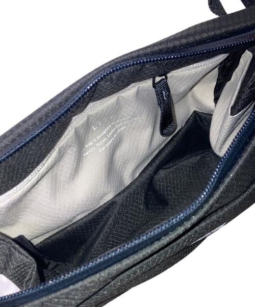 bellroy（ベルロイ）bellroy (ベルロイ) LITE SLING ボディバッグ ブラックの古着・服飾アイテム