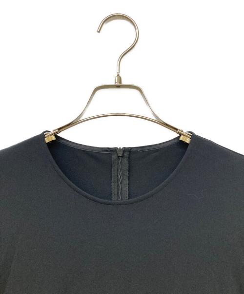 23区（ニジュウサンク）23区 (ニジュウサンク) ライトスムース Aライン ワンピース ブラック サイズ:40の古着・服飾アイテム