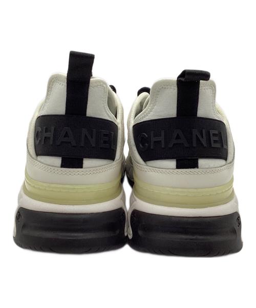 CHANEL（シャネル）CHANEL (シャネル) LOW TOP TRAINER アイボリー サイズ:39の古着・服飾アイテム