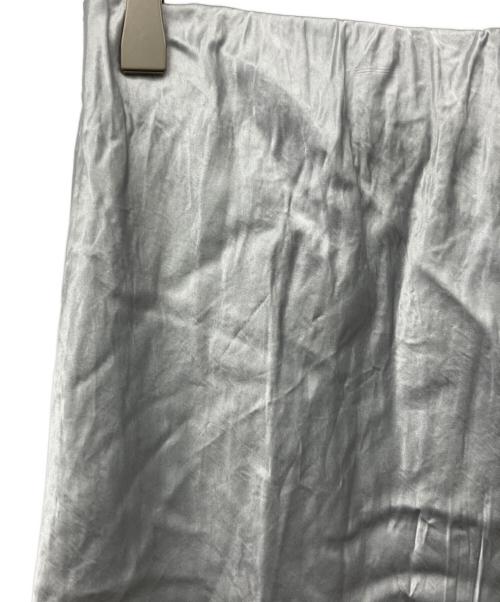 Noble（ノーブル）Noble (ノーブル) ナローAラインサテンスカート グレー サイズ:不明の古着・服飾アイテム