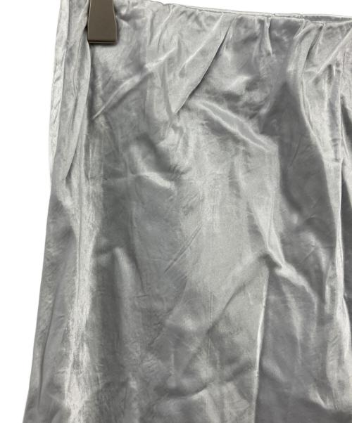 Noble（ノーブル）Noble (ノーブル) ナローAラインサテンスカート グレー サイズ:不明の古着・服飾アイテム