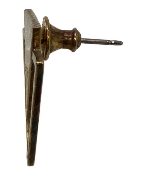 BECOME TREE（ビカムツリー）BECOME TREE (ビカムツリー) DOUBLE TRIANGLE PIERCE ゴールドの古着・服飾アイテム