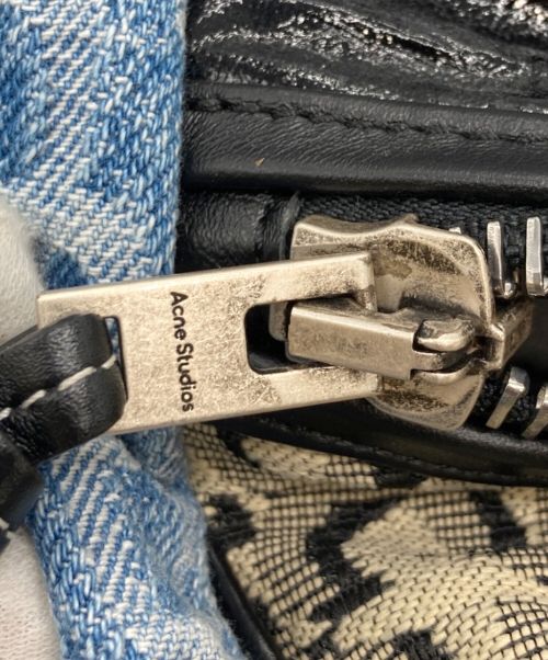 Acne studios（アクネ ストゥディオス）Acne studios (アクネ ストゥディオス) モノグラムパッチワークハンドバッグ インディゴ×ベージュの古着・服飾アイテム