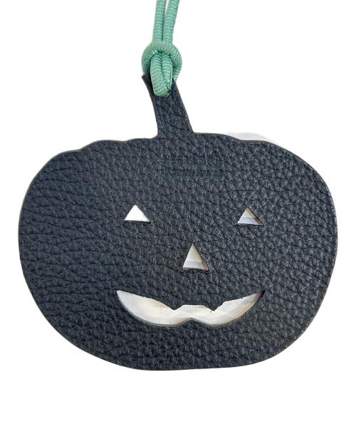 HERMES（エルメス）HERMES (エルメス) プティ アッシュ パンプキンチャーム ブラウン×ブラックの古着・服飾アイテム