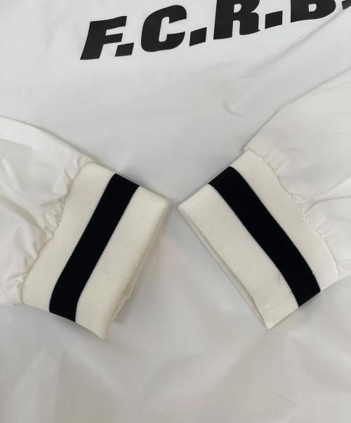 F.C.R.B.（エフシーレアルブリストル）F.C.R.B. (エフシーレアルブリストル) AUTHENTIC LOGO RIBBED TRAINING PISTE　FCRB-222009 ホワイト サイズ:Mの古着・服飾アイテム