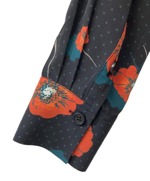 equipment femme（エキップモン フェム）equipment femme (エキップモン フェム) シルク花柄ブラウス ブラック サイズ:Sの古着・服飾アイテム