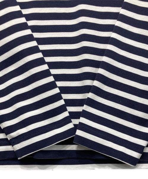 maison kitsune（メゾンキツネ）MAISON KITSUNE (メゾンキツネ) フォックスロゴ マリンボーダー ロンT ネイビー×ホワイト サイズ:Sの古着・服飾アイテム