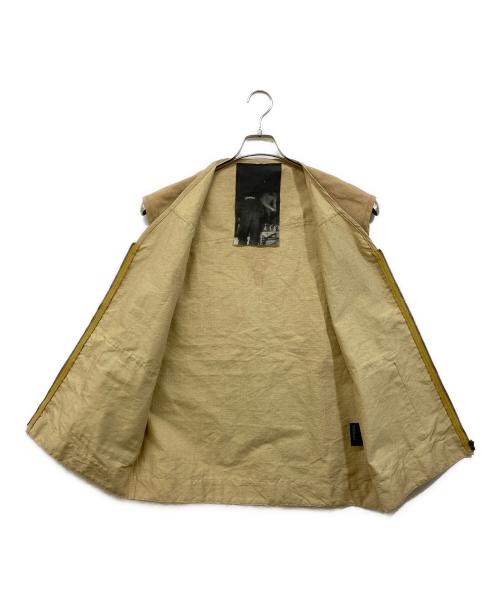 GR10K（ジーアールテンケー）GR10K (ジーアールテンケー) GOLD FIRE RETARDANT VEST ベージュ サイズ:Lの古着・服飾アイテム