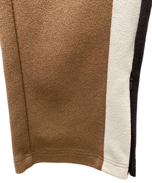 International Gallery（インターナショナルギャラリー）International Gallery (インターナショナルギャラリー) パイルジャージ トラックパンツ ブラウン×ホワイト サイズ:Mの古着・服飾アイテム
