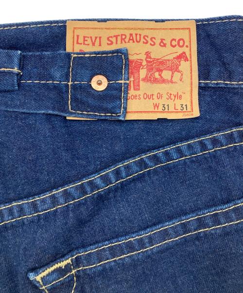 LEVI'S（リーバイス）LEVI'S (リーバイス) シンチバックデニムパンツ ブラック サイズ:W31の古着・服飾アイテム