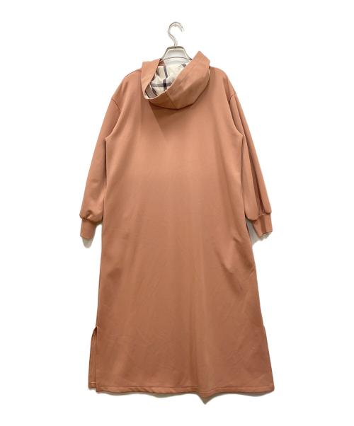 BLUE LABEL CRESTBRIDGE（ブルーレーベルクレストブリッジ）BLUE LABEL CRESTBRIDGE (ブルーレーベルクレストブリッジ) サイドスリットパーカーワンピース ピンク サイズ:38の古着・服飾アイテム