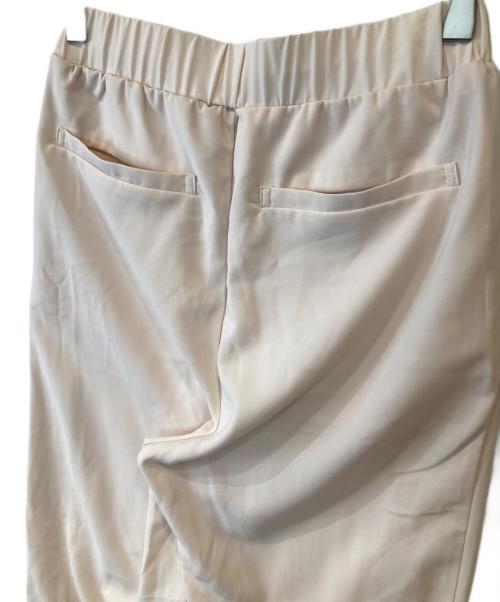 THE HOLIDAY CLOSET（ザ ホリディ クローゼット）THE HOLIDAY CLOSET (ザ ホリディ クローゼット) ウエストゴムテーパードパンツ ベージュ サイズ:36の古着・服飾アイテム