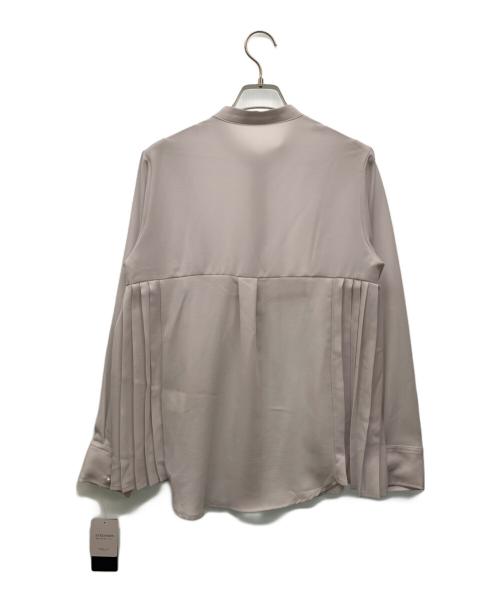 SHIPS（シップス）SHIPS (シップス) ストレッチ ジョーゼット プリーツ ブラウス グレー サイズ:S 未使用品の古着・服飾アイテム
